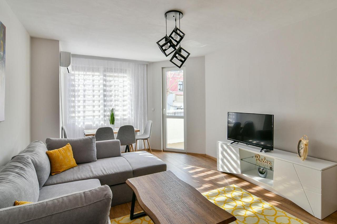 Top Location Flats In 바르나 외부 사진