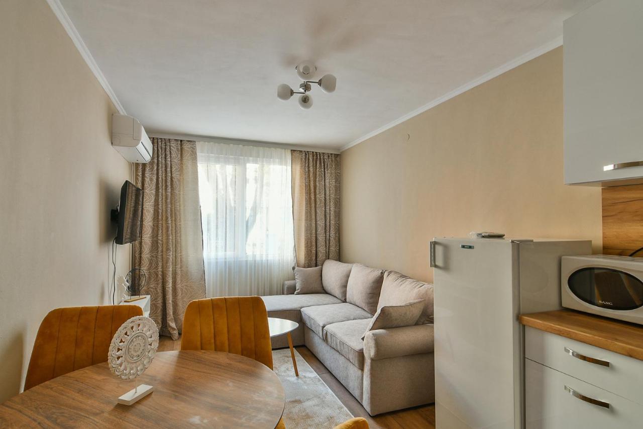 Top Location Flats In 바르나 외부 사진